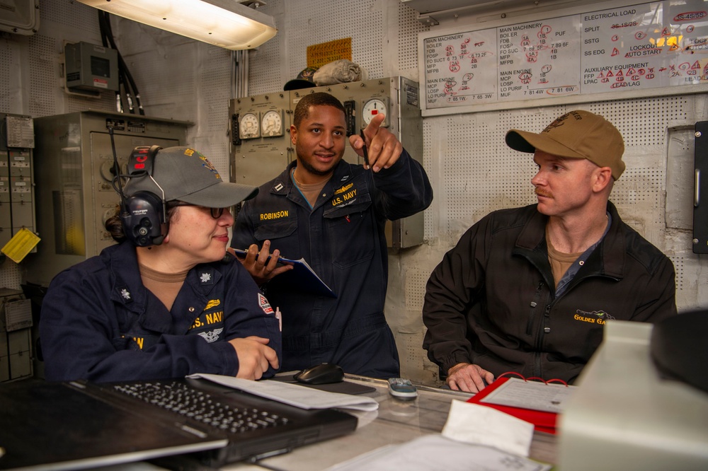 USS Boxer conducts engineering drill