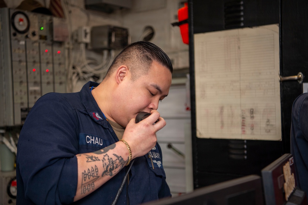 USS Boxer conducts engineering drill
