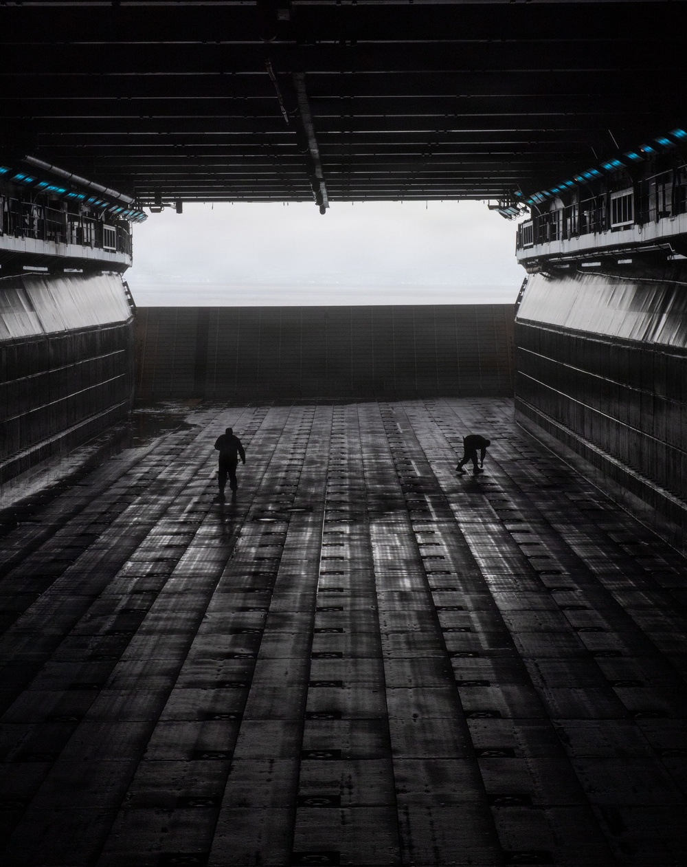 USS Boxer conducts well deck operations