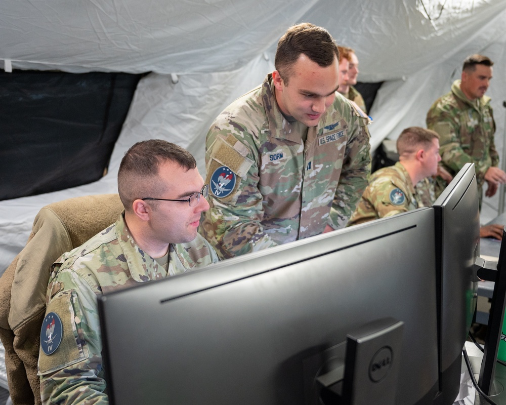 Electromagnetic Warfare Guardians Demonstrate Combat Readiness in Space Flag