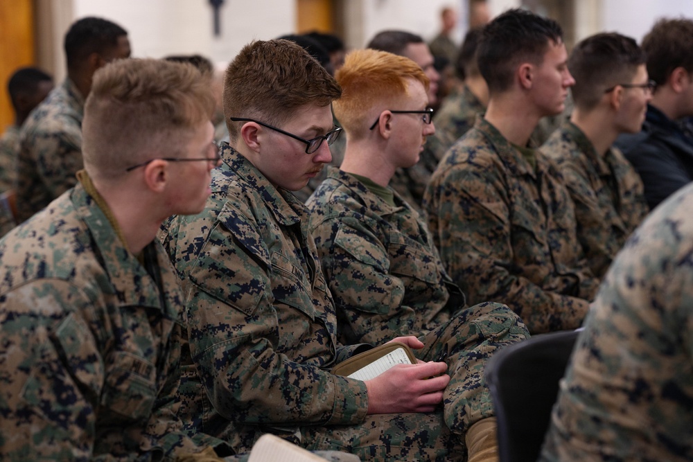 Reserve Marines and families prepare for deployment at the Yellow Ribbon Event at Fort Devens