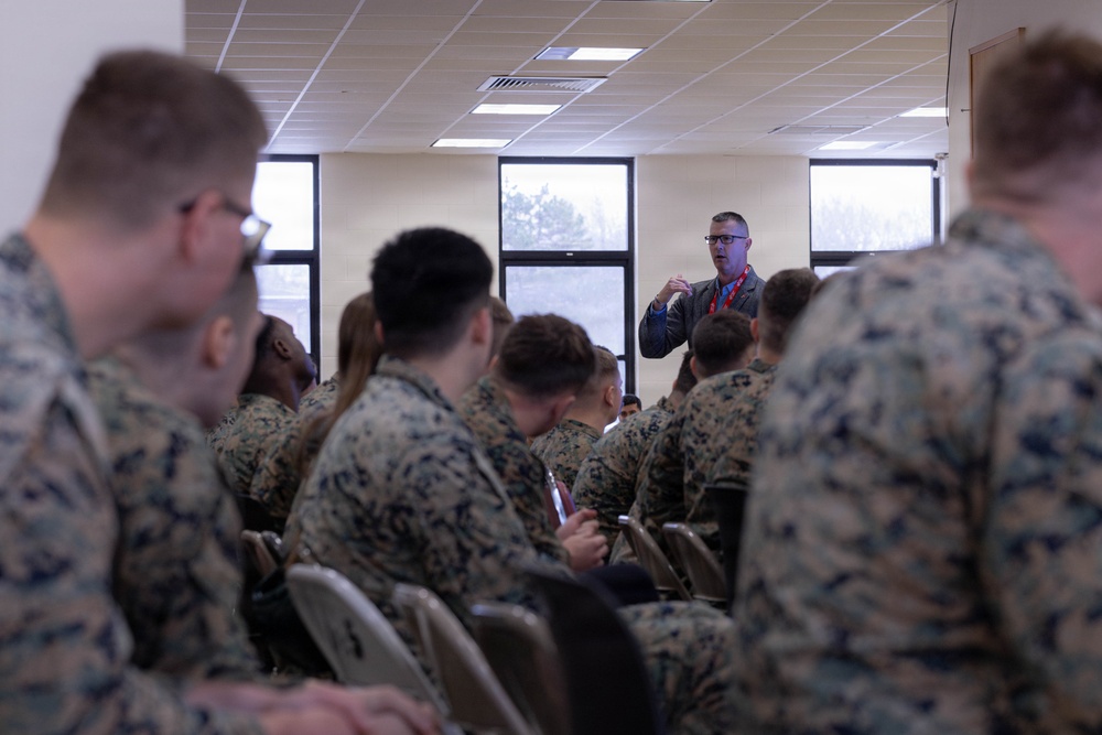 Reserve Marines and families prepare for deployment at the Yellow Ribbon Event at Fort Devens