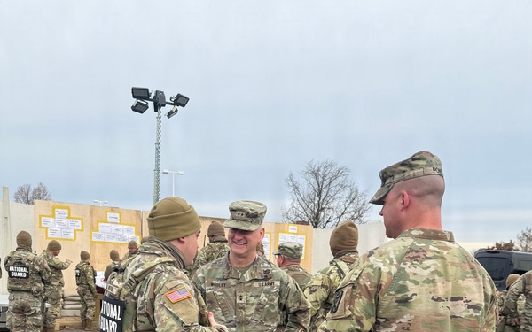 Major General Wholey visits South Carolina National Guard Soldiers