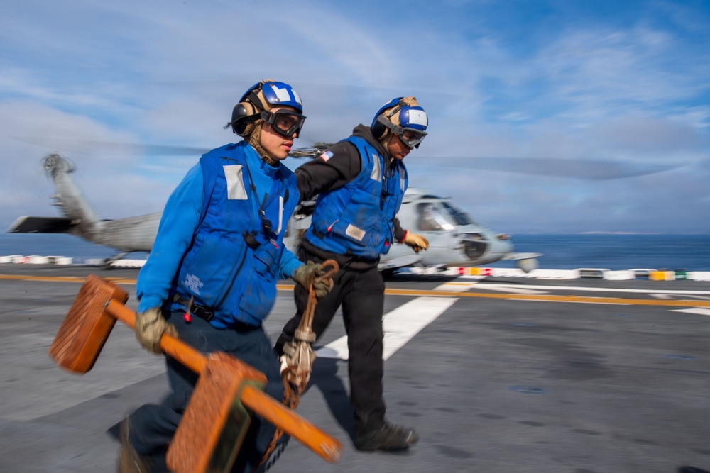 Boxer conducts flight operations