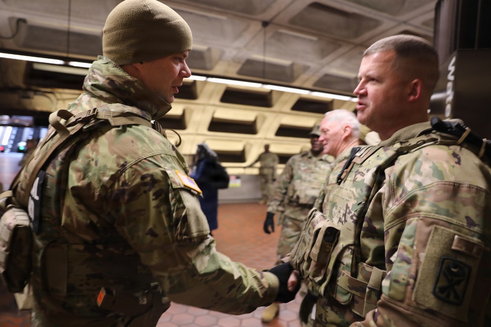 Major General Wholey visits South Carolina National Guard Soldiers
