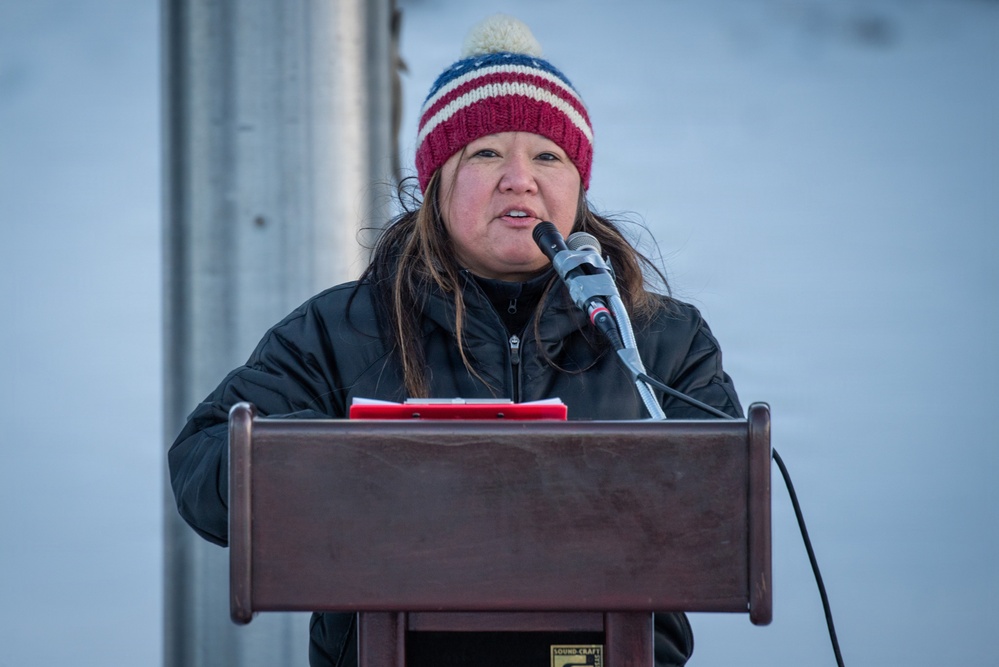 Gone but never forgotten: Alaska remembers heroes with Wreaths Across America