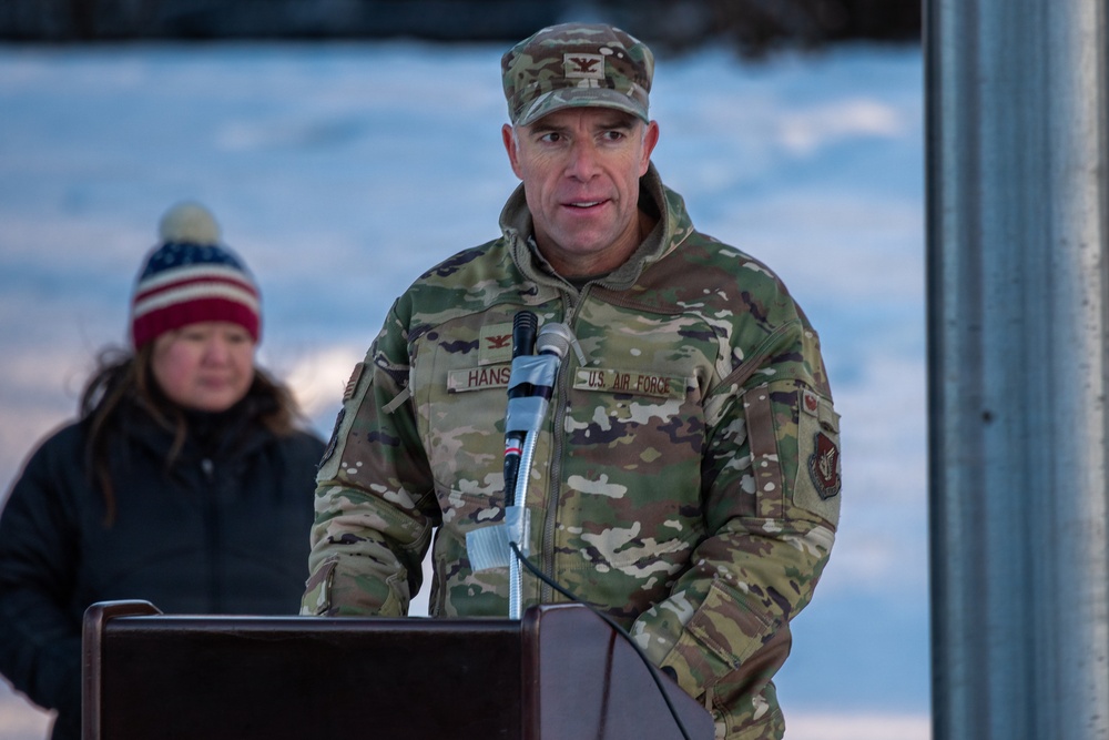 Gone but never forgotten: Alaska remembers heroes with Wreaths Across America