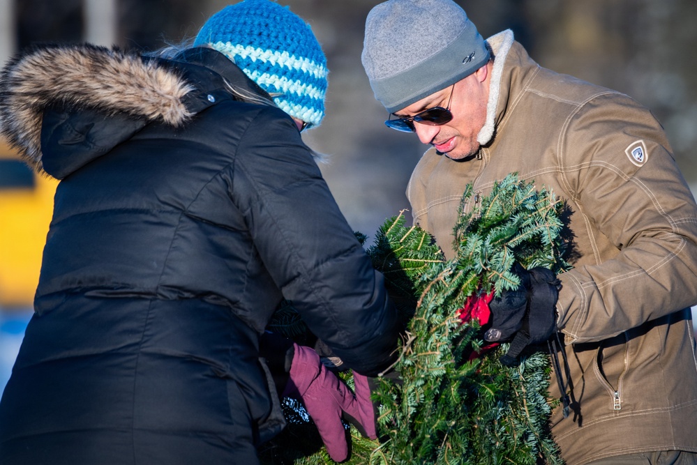 Gone but never forgotten: Alaska remembers heroes with Wreaths Across America