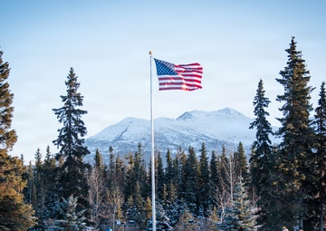 Gone but never forgotten: Alaska remembers heroes with Wreaths Across America