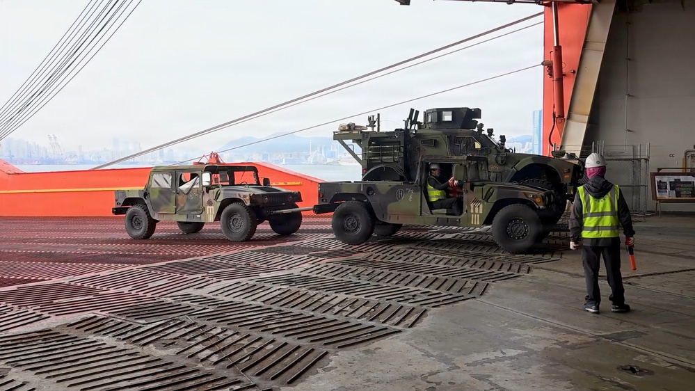 Equipment arrives to Busan by sea