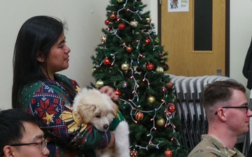 HHC, 2CAB Hosts Holiday Celebration