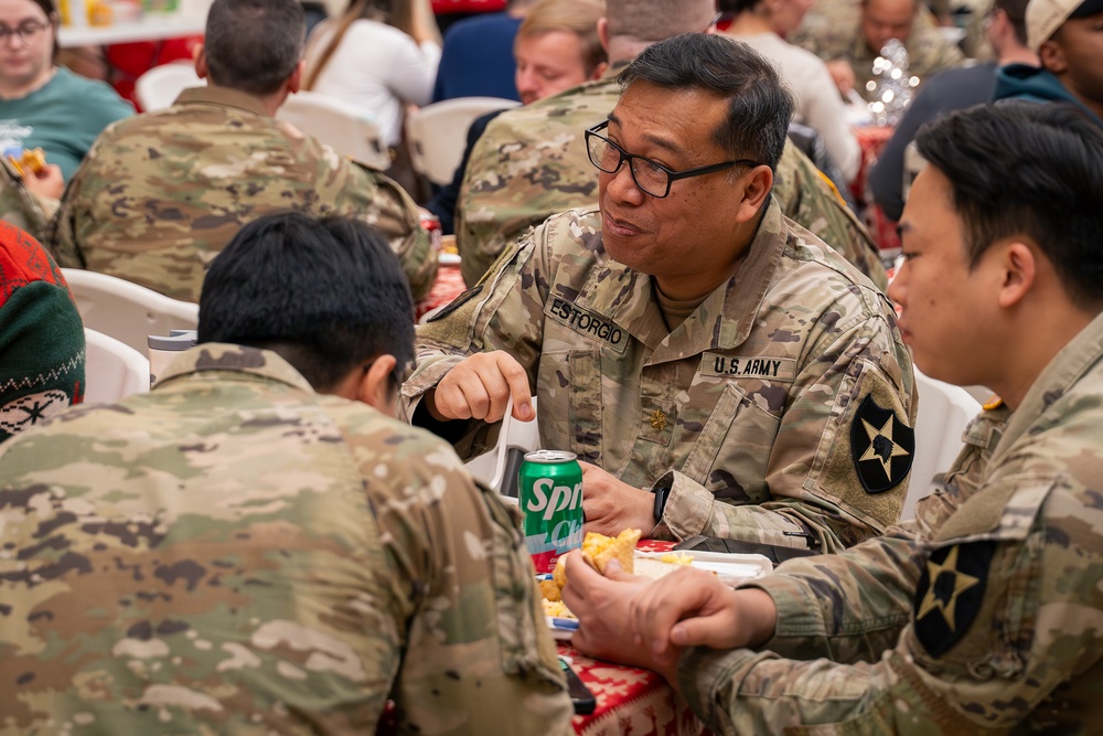 HHC, 2CAB Hosts Holiday Celebration