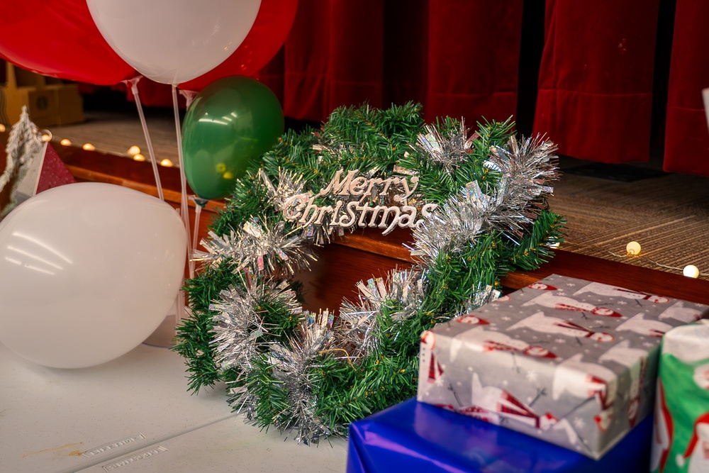 HHC, 2CAB Hosts Holiday Celebration