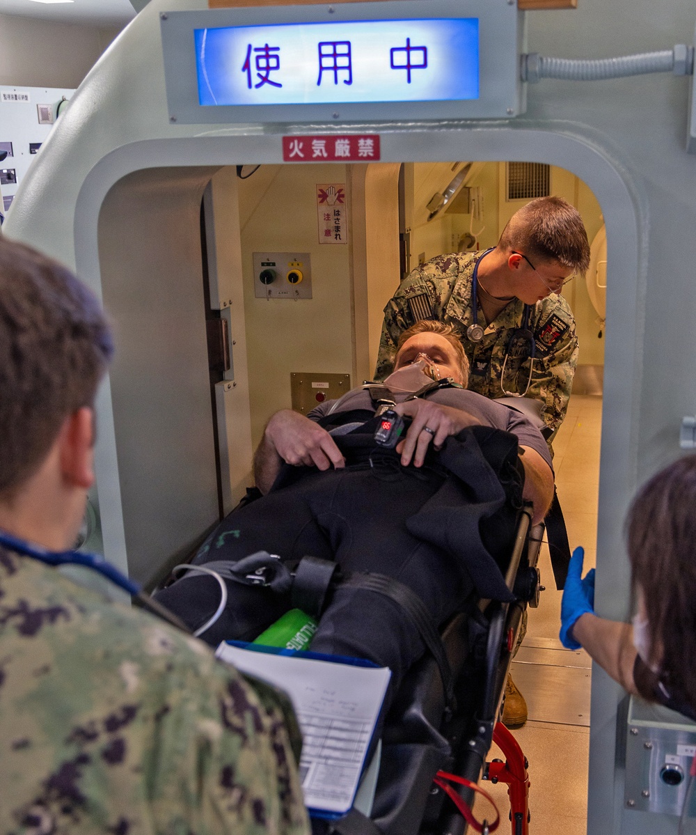 U.S., Japanese Forces Conduct Joint Diver-Injury Drill to Strengthen Medical Readiness