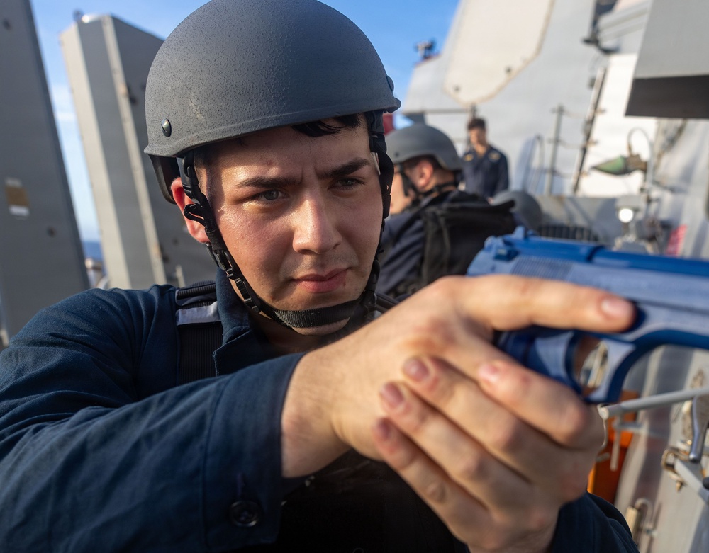 USS Rafael Peralta (DDG 115) VBSS Drill