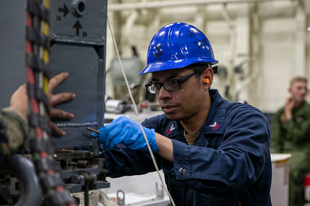 USS Tripoli Sailors Conduct Load Test