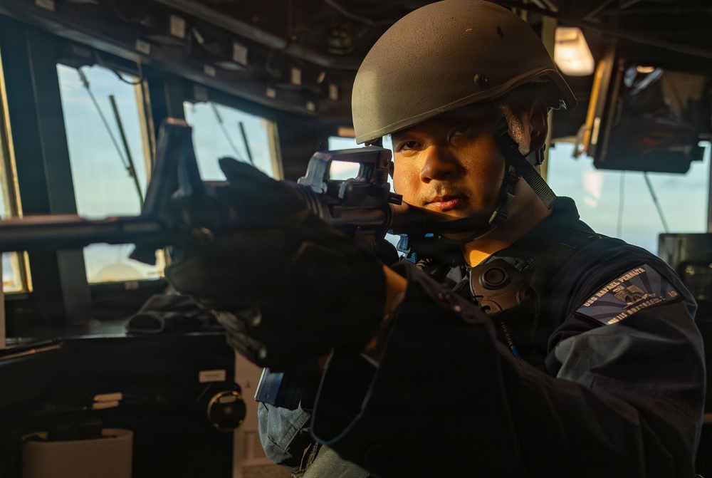 USS Rafael Peralta (DDG 115) VBSS Drill