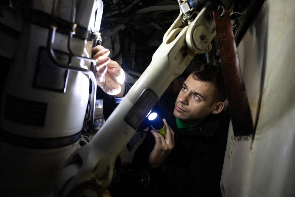 Daily Operations Aboard USS George H.W. Bush (CVN 77)