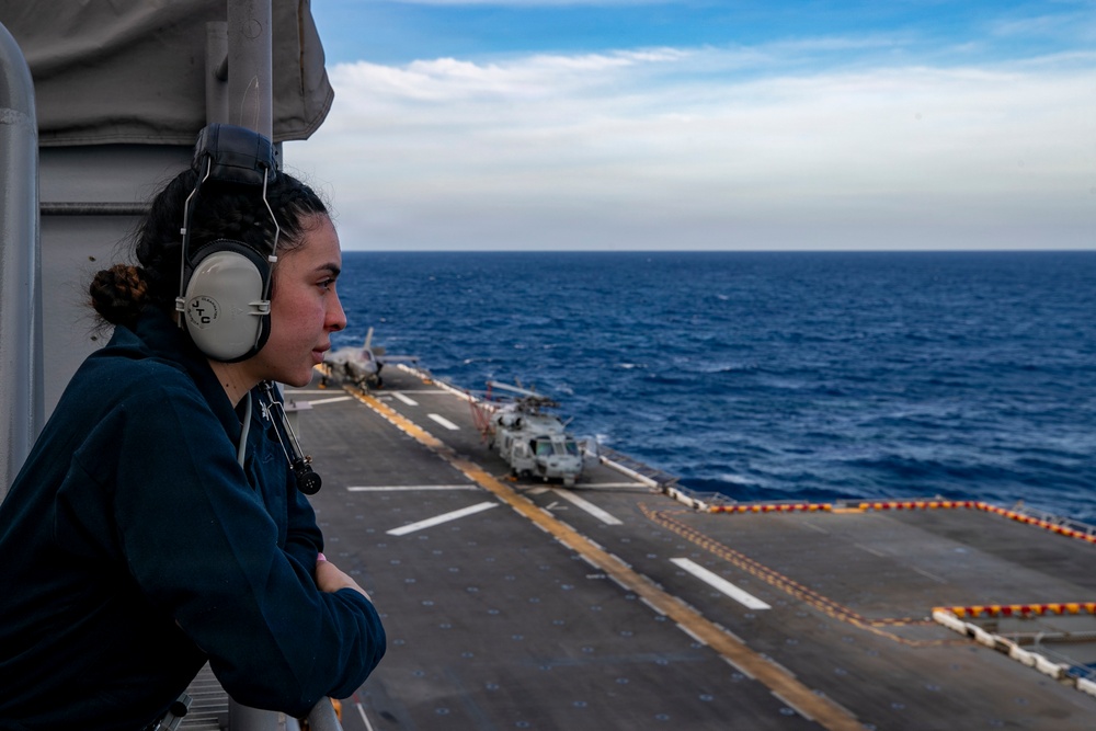 US Tripoli Conducts Replenishment-at-Sea with USNS Tippecanoe