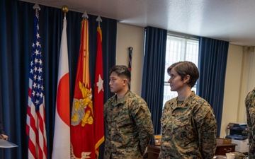 Director of NCIS visits III MEF Commanding General