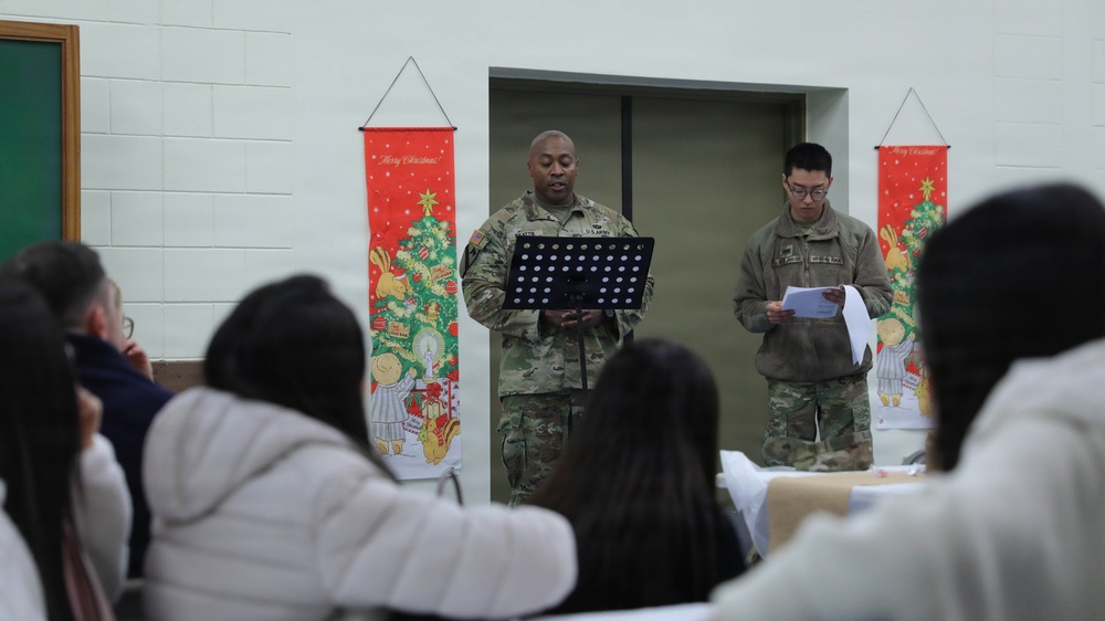 2d Infantry Division Headquarters &amp; Headquarters Battalion Holiday Angel Tree Spiritual Readiness Engagement