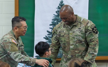 2d Infantry Division Headquarters &amp; Headquarters Battalion Holiday Angel Tree Spiritual Readiness Engagement