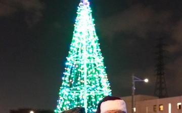 Camp Foster lights Christmas tree near Ocean Breeze