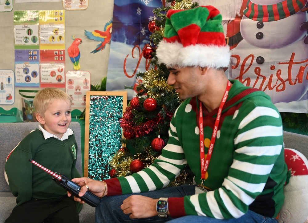 100th CS Airmen provide festive cheer to local school children via ‘Radio Santa’