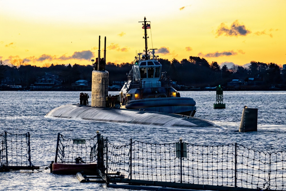 USS Cheyenne: From Shipyard to Seapower, Embodying the Fleet Foundry Fight.
