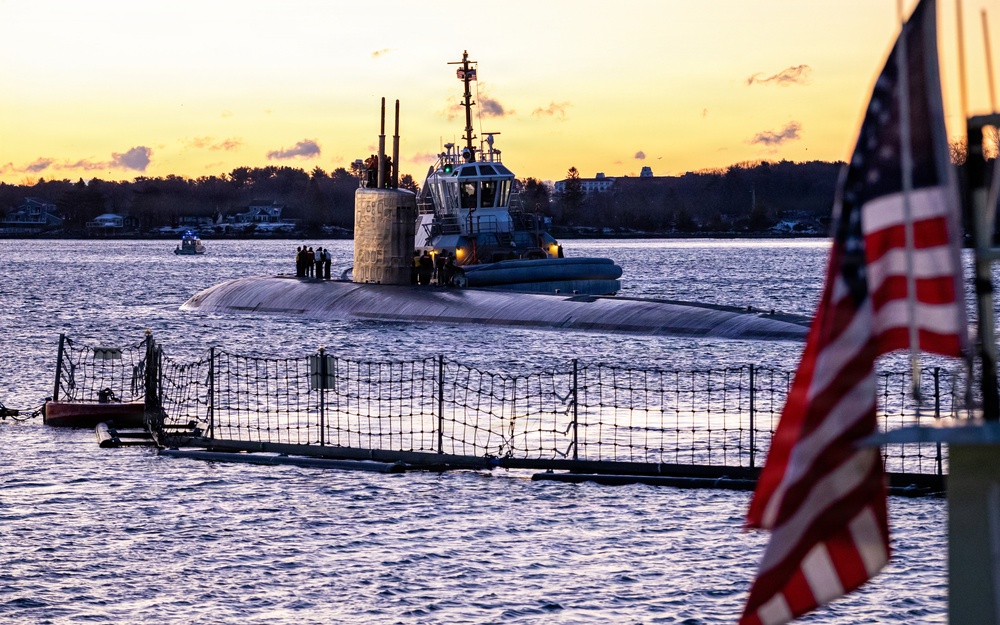 USS Cheyenne: From Shipyard to Seapower, Embodying the Fleet Foundry Fight.