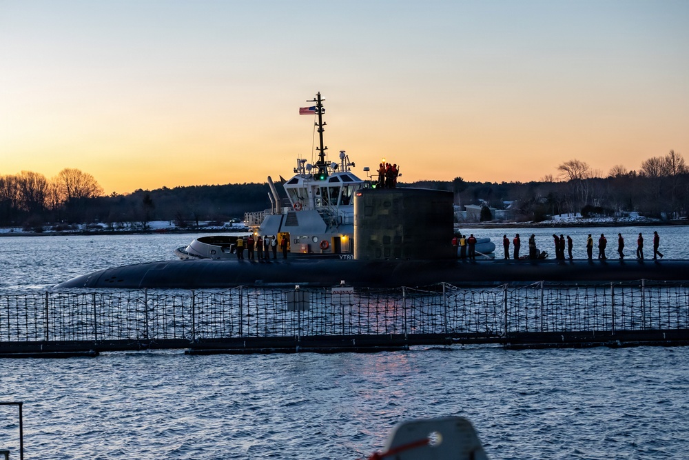 USS Cheyenne: From Shipyard to Seapower, Embodying the Fleet Foundry Fight.
