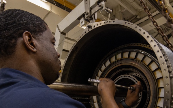 Abraham Lincoln conducts routine operations