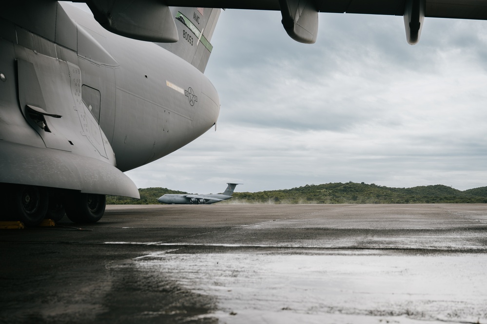 Loadmasters Offload Cargo From C-17 in Puerto Rico