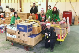 Fort Indiantown Gap collects food for needy