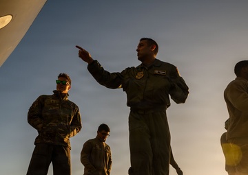 6th ARW refuels A-10s
