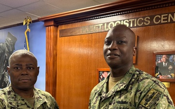 RSC Richardson receives EOT award at NAVSUP FLC Jacksonville