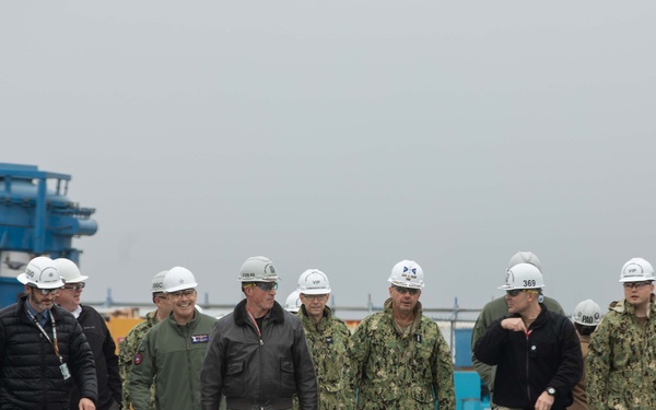 Adm. Kilby visits USS Dwight D. Eisenhower