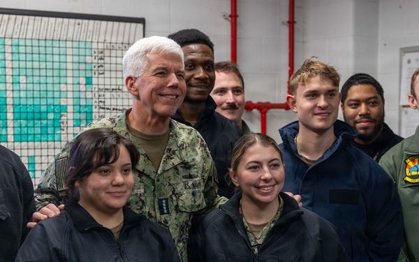 USFF Visit to VRM 40