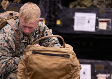 Reserve Marines with 25th Marine Regiment receive gear at Fort Devens