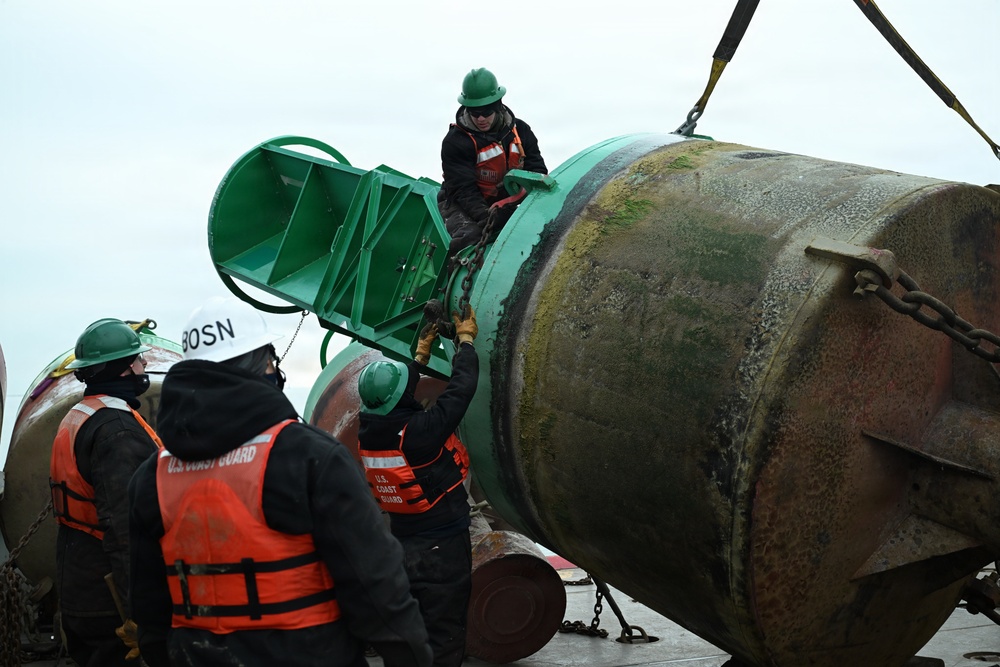 U.S. Coast Guard Cutter Mackinaw (WLBB 30) conducts Operation Fall Retrieve