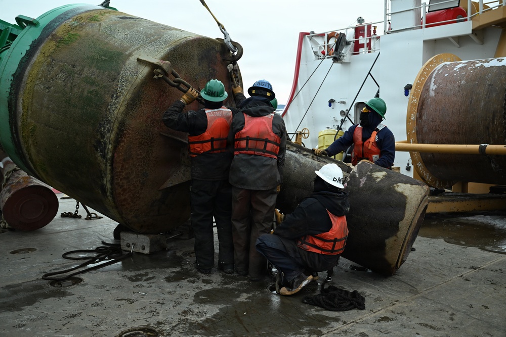 U.S. Coast Guard Cutter Mackinaw (WLBB 30) conducts Operation Fall Retrieve