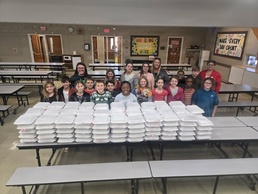 Fort Lee Spouses’ Club delivers 170 dozen cookies to frontline workers and community
