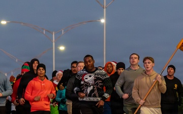 1st Cavalry Division leads the way for a holiday family fun run