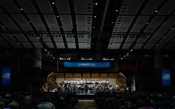 U.S. Army Concert Band performs in Chicago