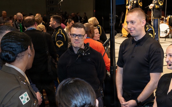 U.S. Army Concert Band performs in Chicago