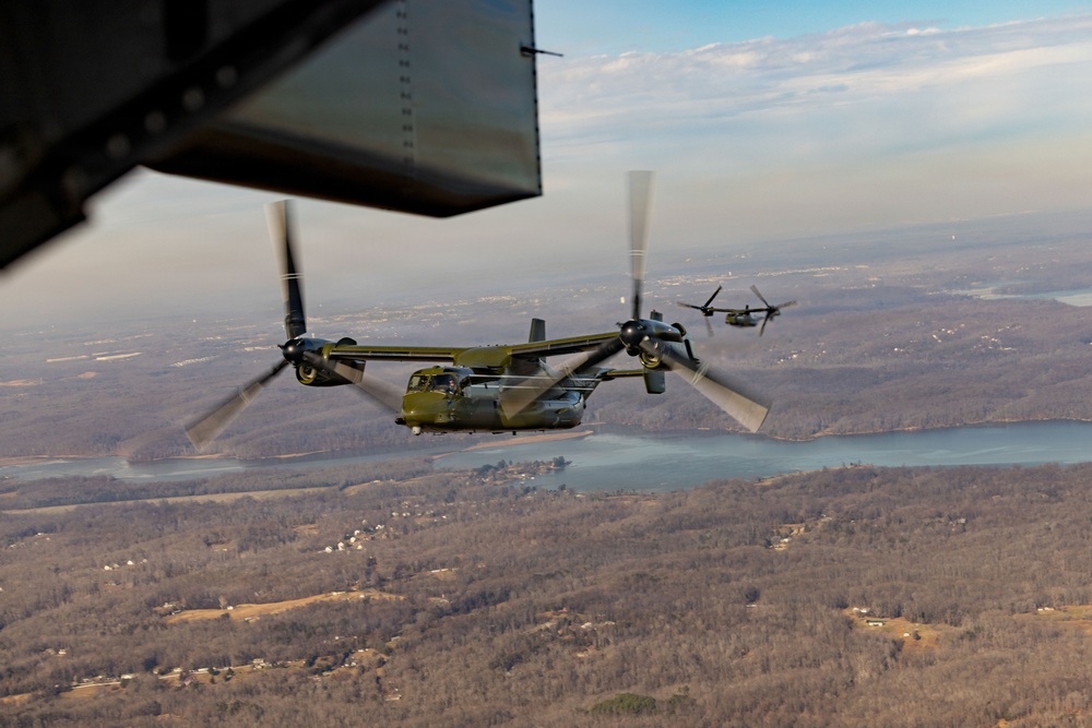 HMX-1 Funeral Flyover for 28th Assistant Commandant of the Marine Corps, Gen. Williams