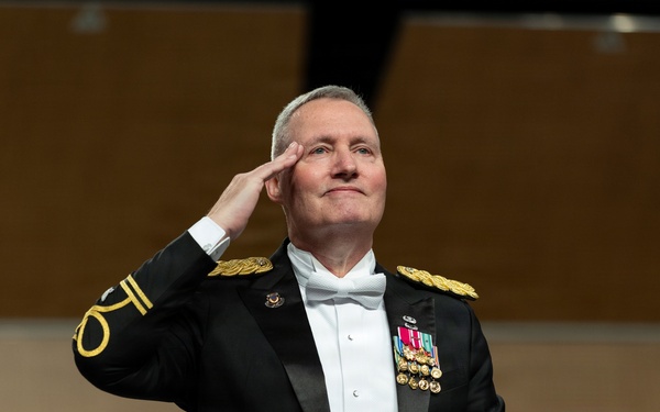 U.S. Army Concert Band performs in Chicago