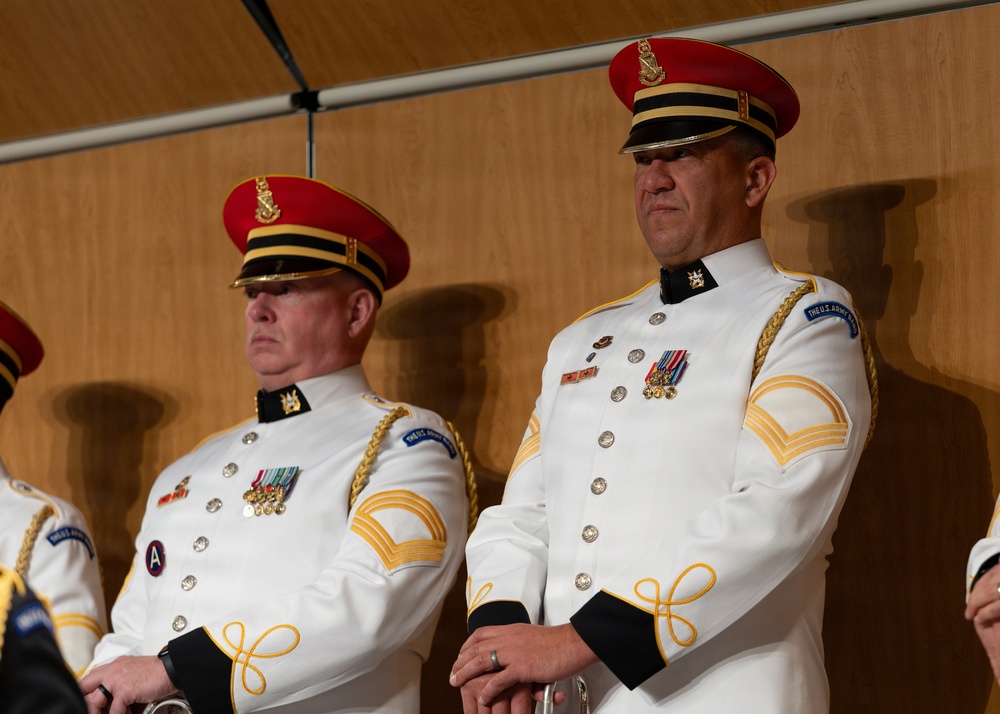 U.S. Army Concert Band performs in Chicago