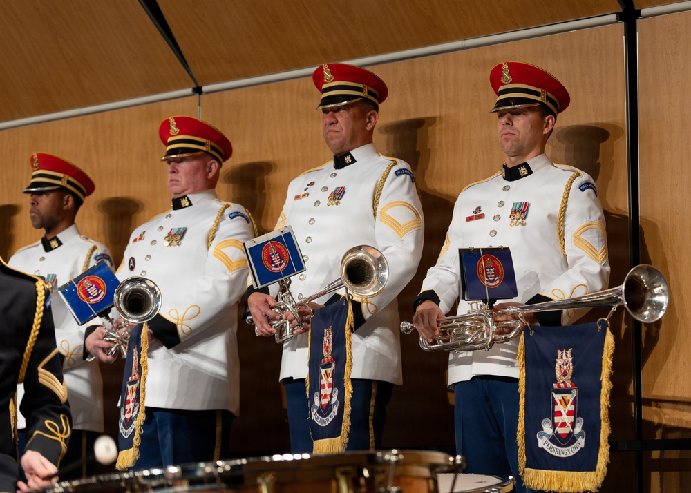 U.S. Army Concert Band performs in Chicago