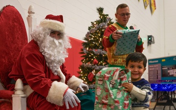 Marine Corps Base Quantico Security Battalion hosts annual holiday party